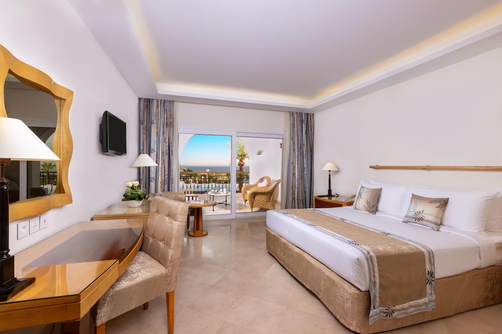 ROOM, KING BED, SEA VIEW