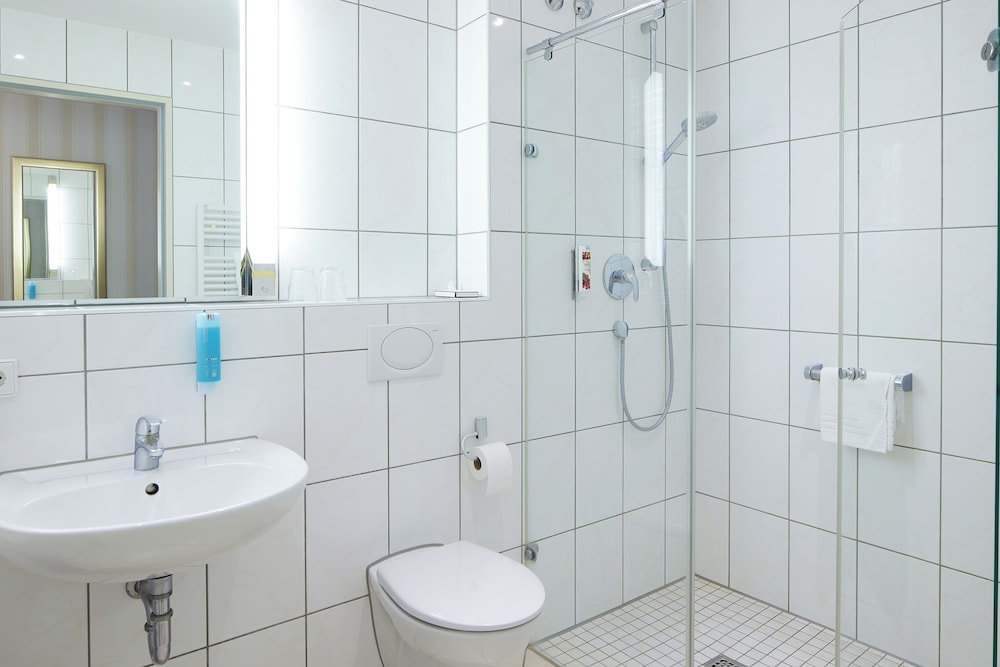 Hotel Zum Schiff 49/53