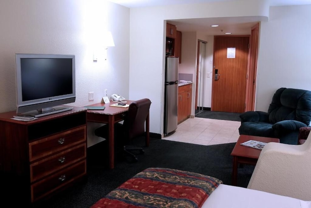 Garden Place Suites 21/61