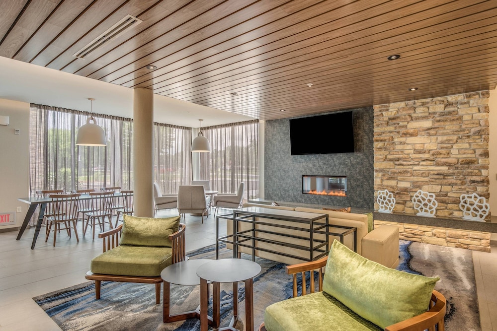 Fairfield Inn & Suites by Marriott Whitewater 26/38