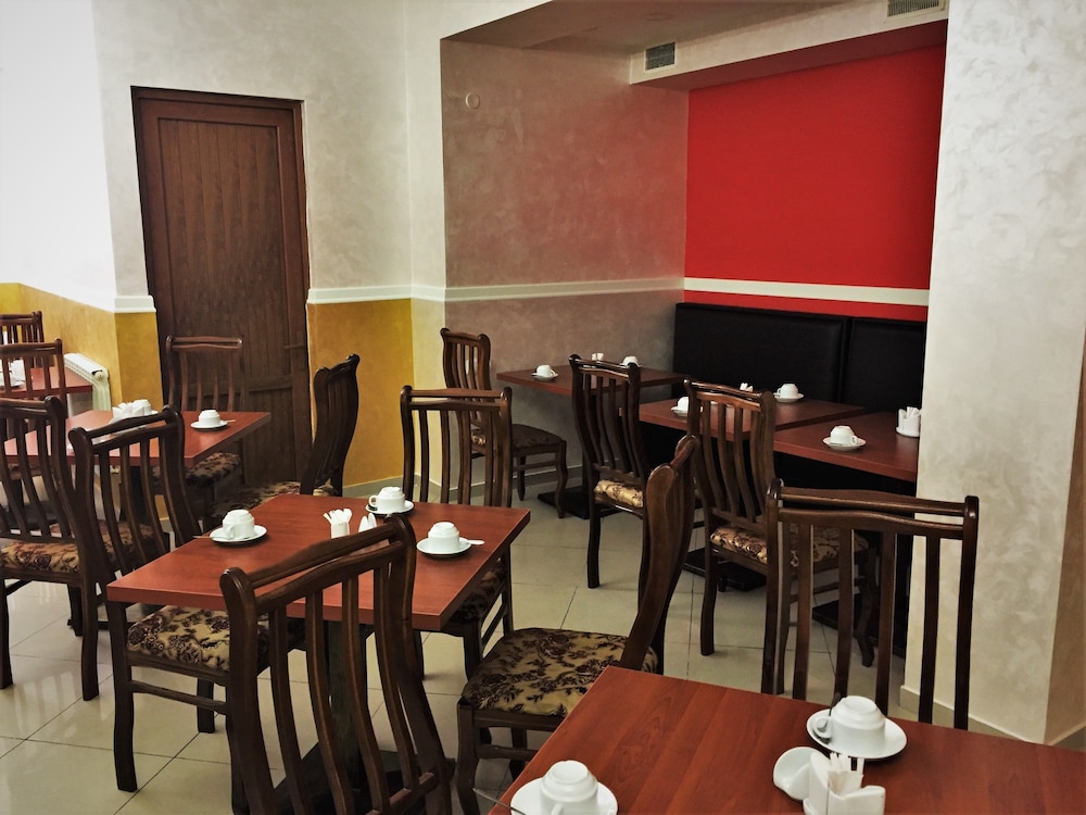 Primer Hotel 44/49