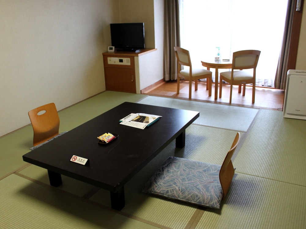 Aki Grand Hotel 67/76
