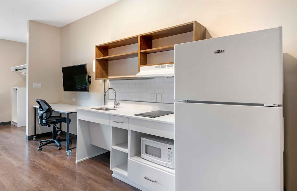 Extended Stay America Premier Suites Orlando Sanford 51/57