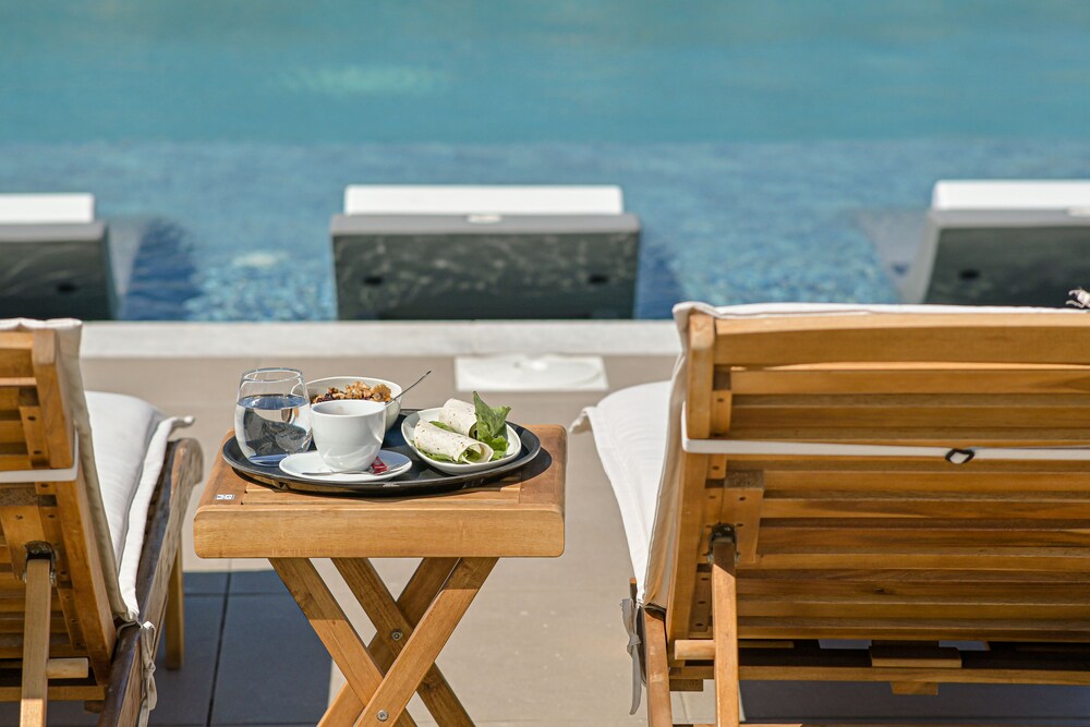 Naxos Finest Hotel Villas 38/50