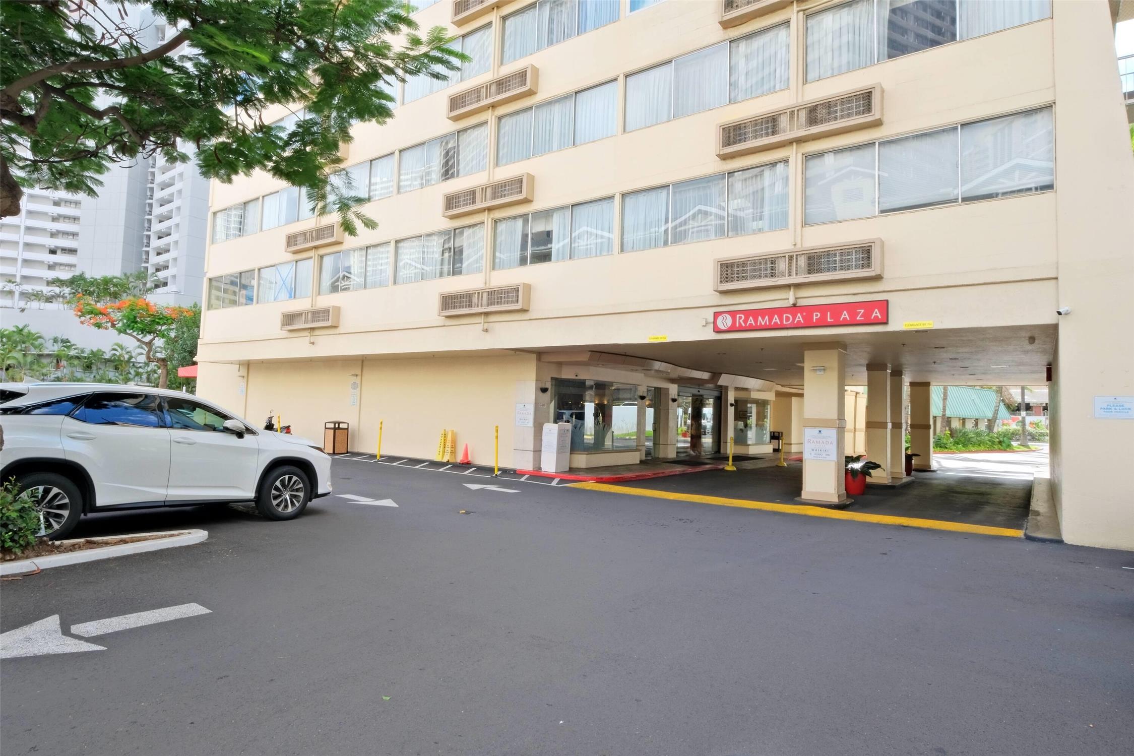 Ramada Plaza by Wyndham Waikiki 12/21