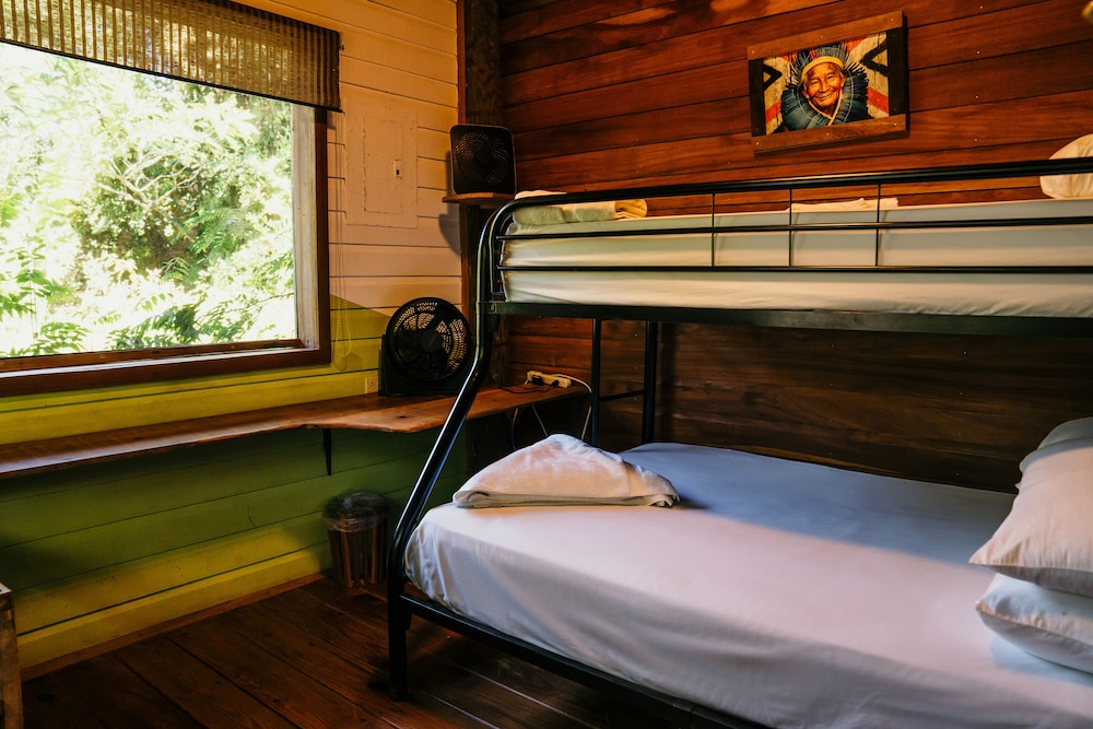 Bambuda Lodge 46/66