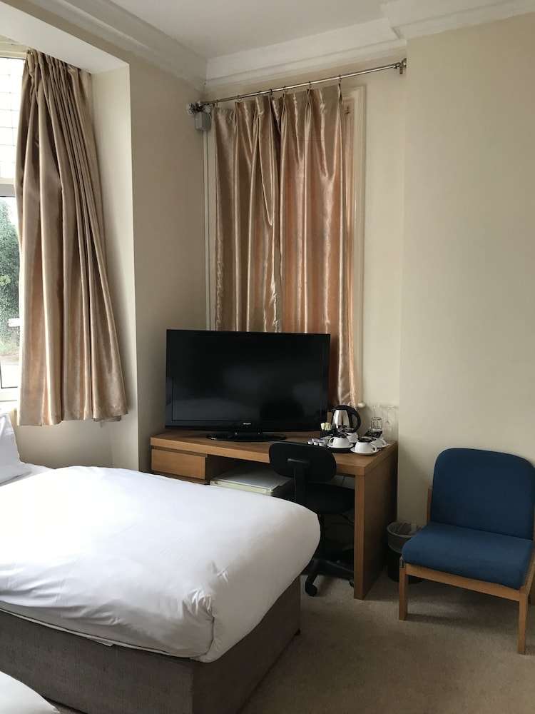 Gatwick Inn 17/53