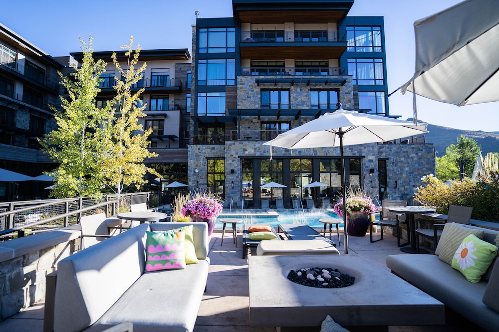 Limelight Ketchum Idaho 67/74