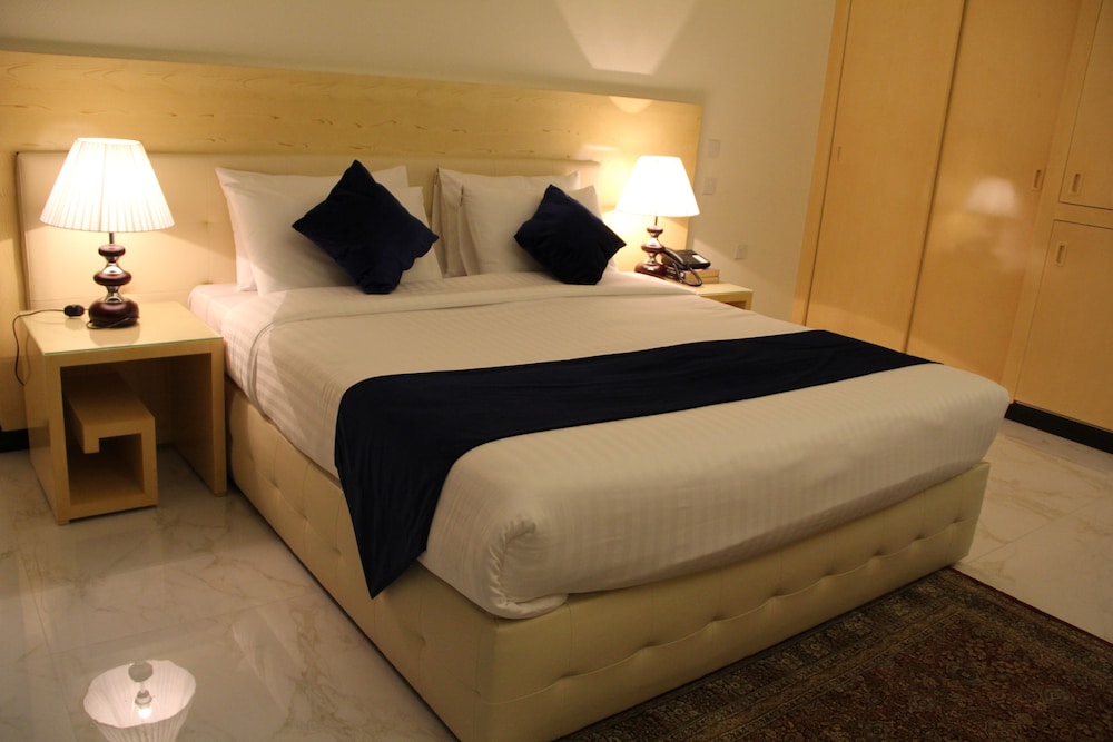 Bahrain International Hotel 8/42