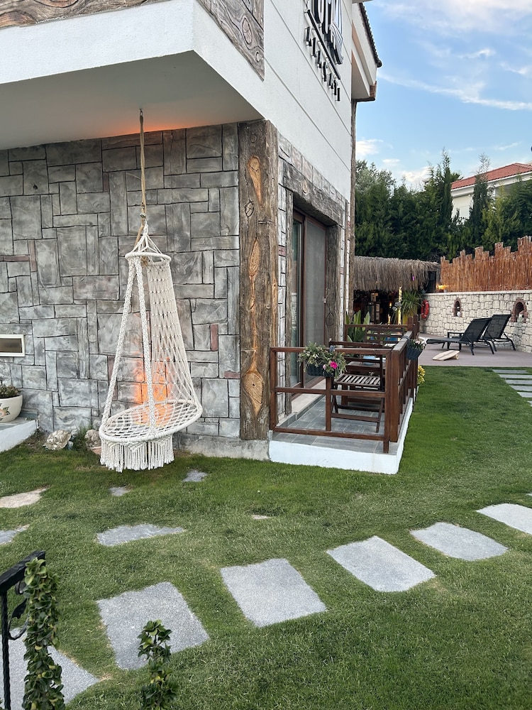 Pupa Alacati Butik Otel 34/43