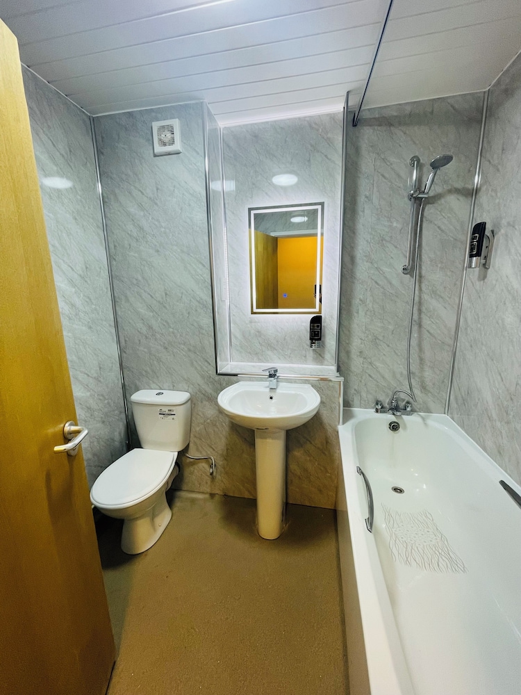 Hylands Hotel 33/37