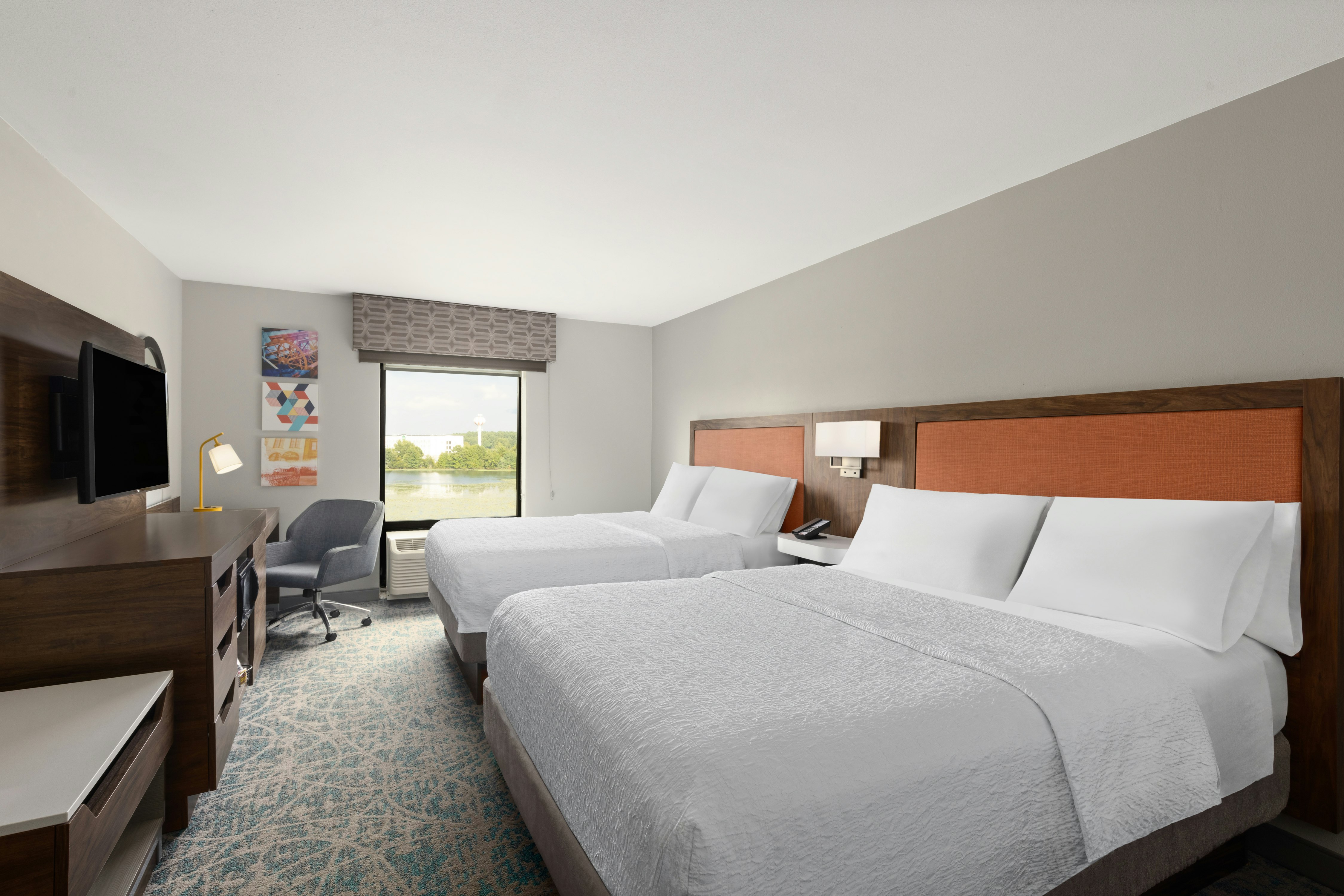 ROOM, 2 QUEEN BEDS, LAKE VIEW