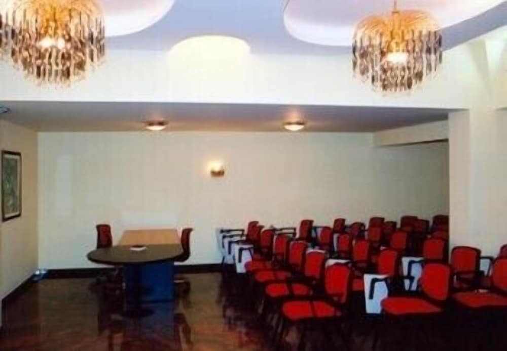 Cordial Hotel 26/33