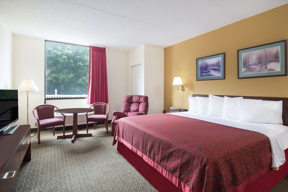 Sleep Inn Chambersburg 33/66