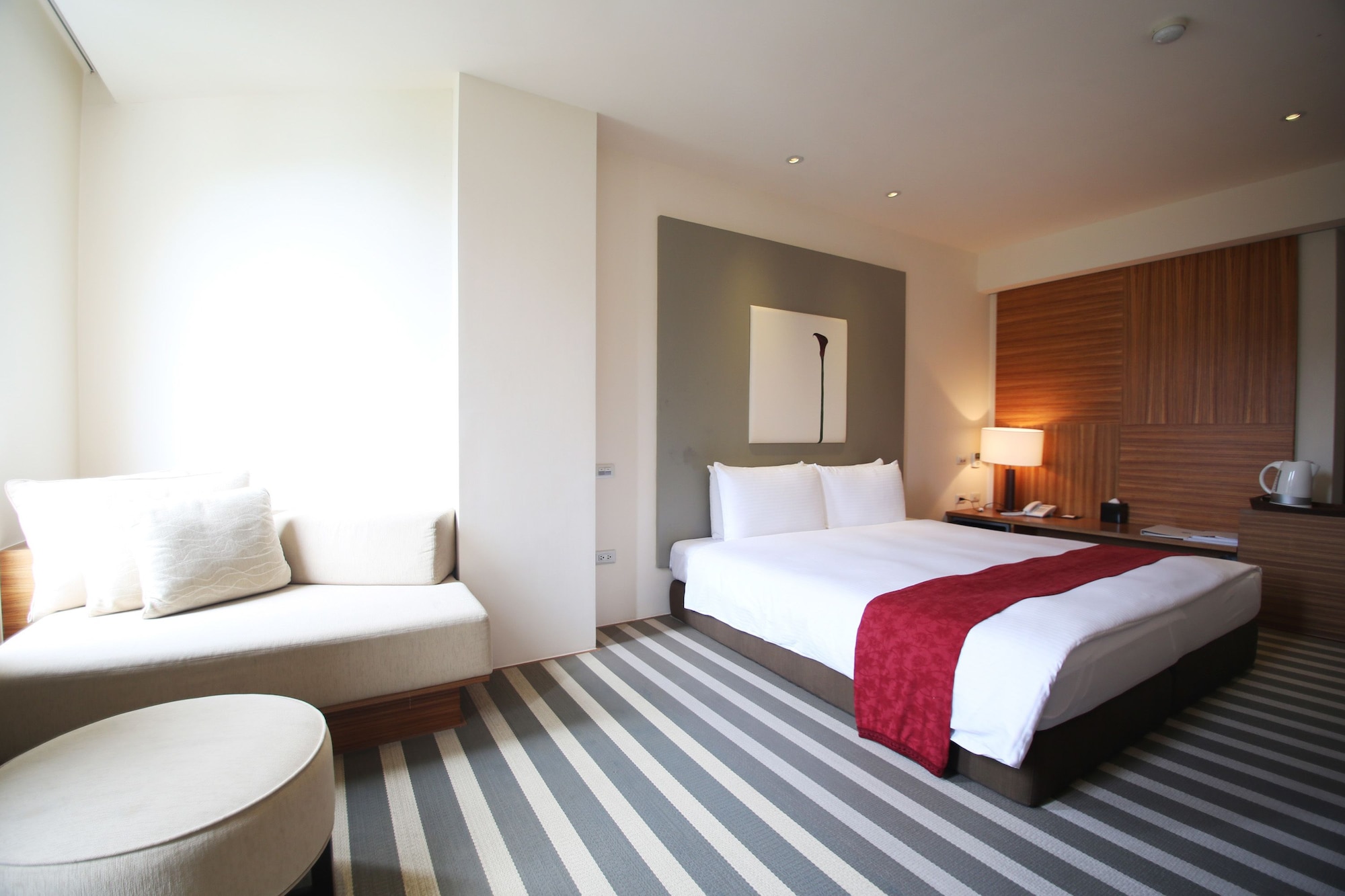 STANDARD, DOUBLE OR TWIN BED