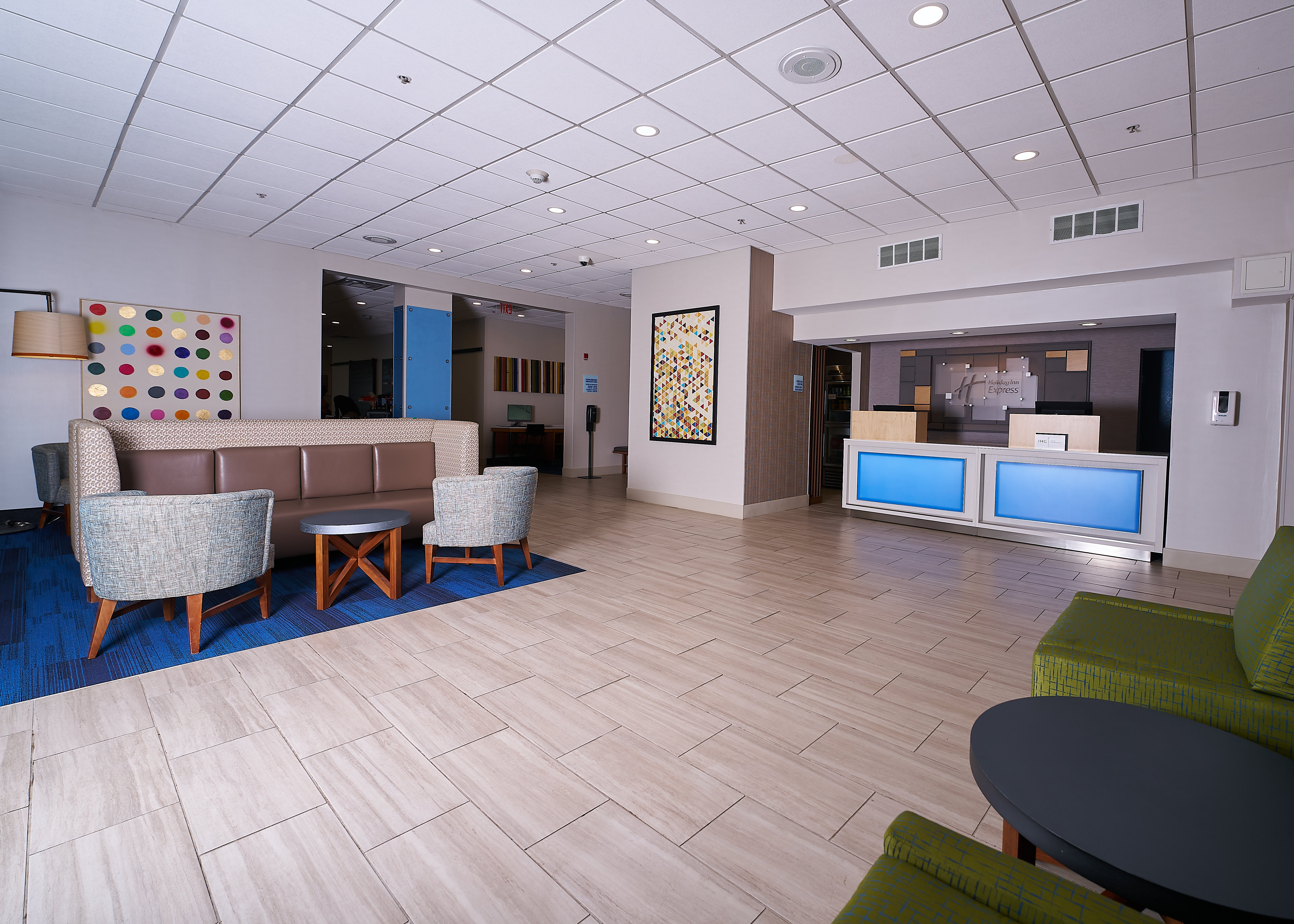 Holiday Inn Express Charleston-Civic Center 31/57