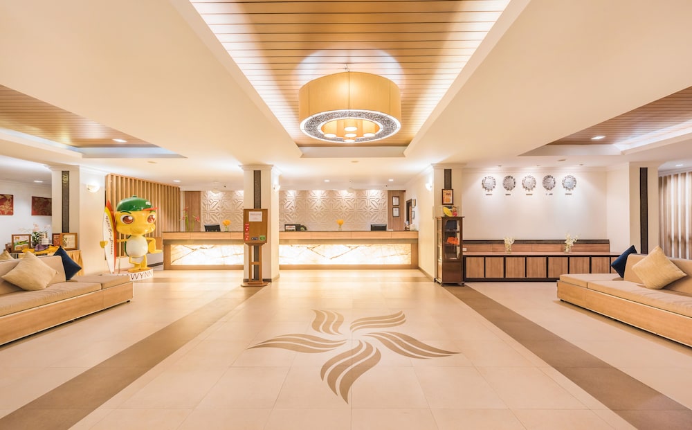 Kata Sea Breeze Resort 10/47