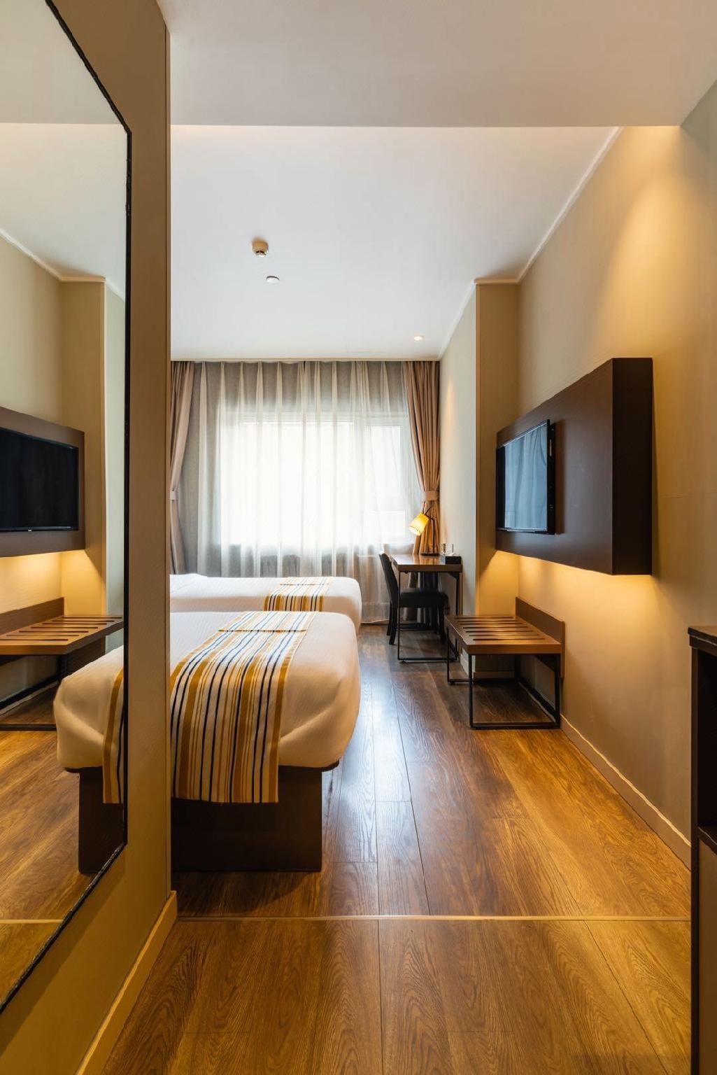 Home Inn Plus (Harbin Central Street) 29/43