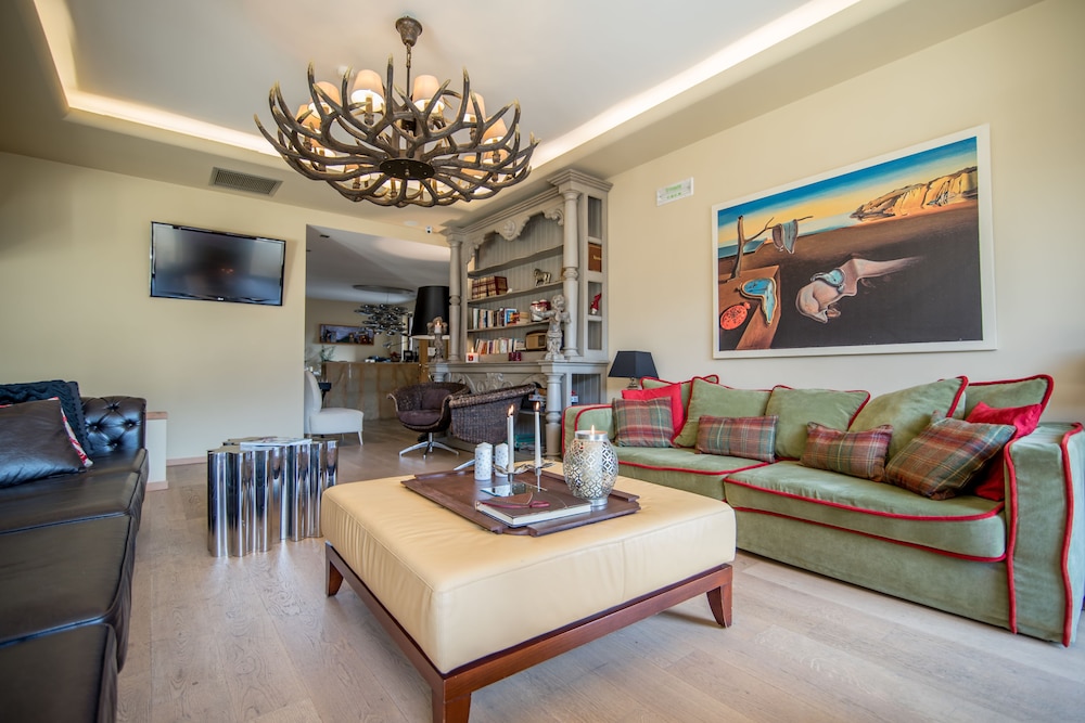 Forest Suites Boutique Hotel 56/79
