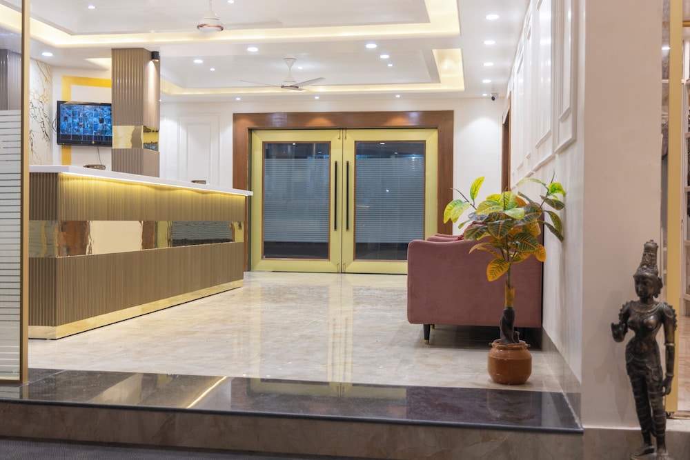 Hotel Harmony 8/50