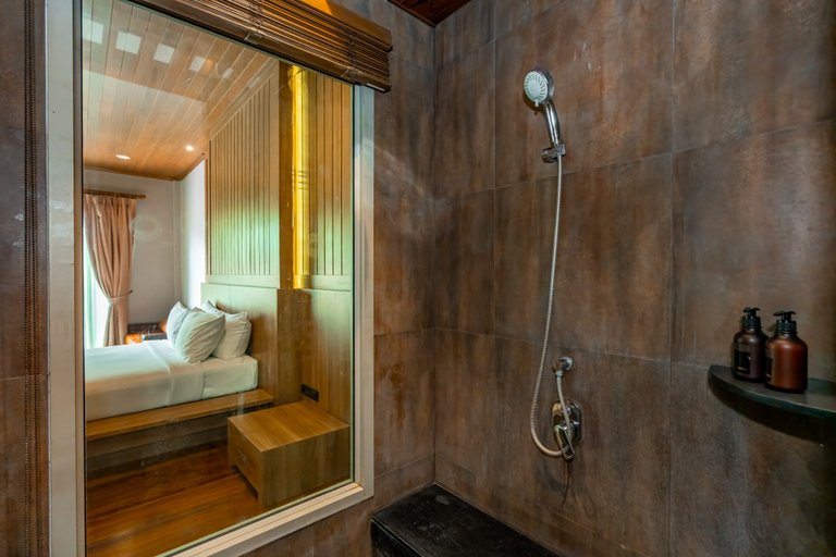 2 Bedrooms, Suite, Villa
