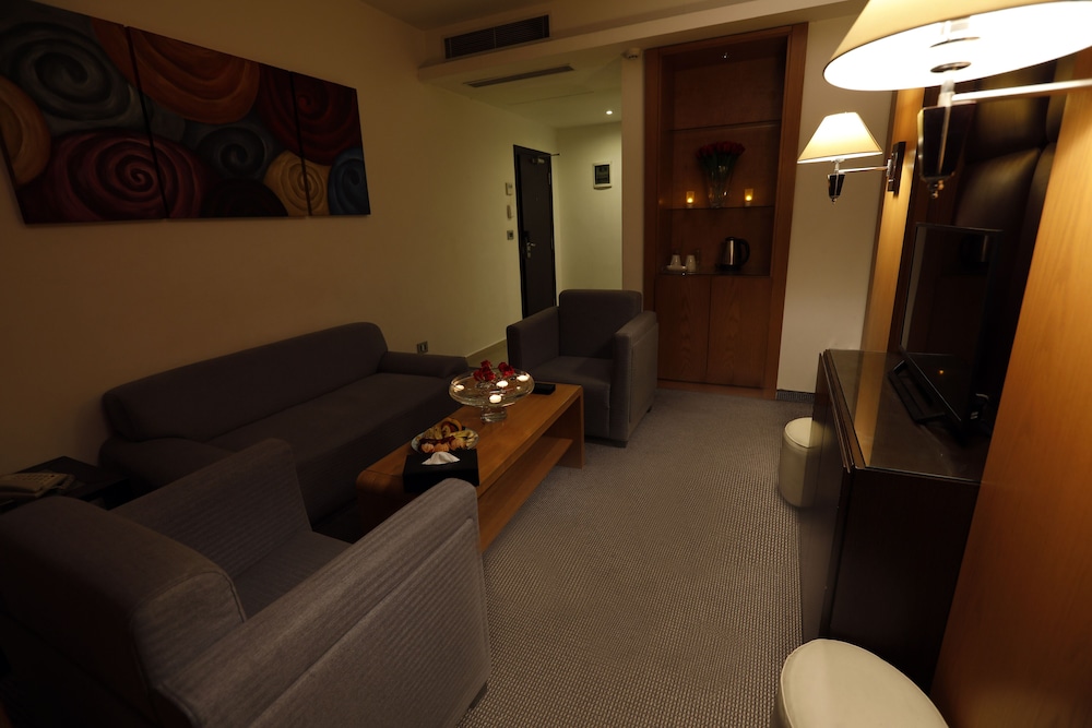 Wh Hotel 29/50