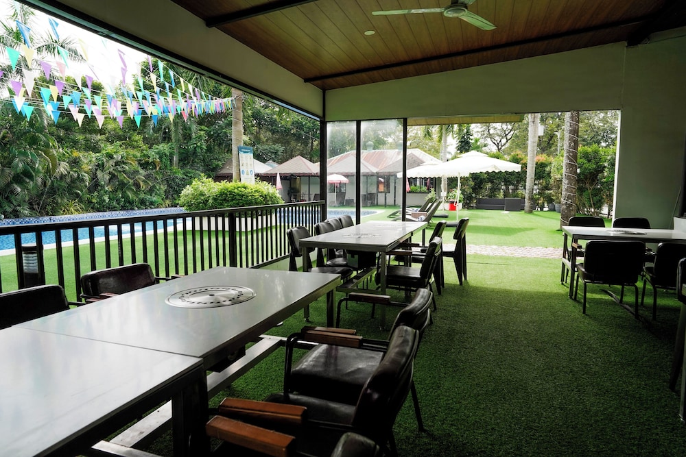 Sunday Hevea Hotel and Resort 38/55