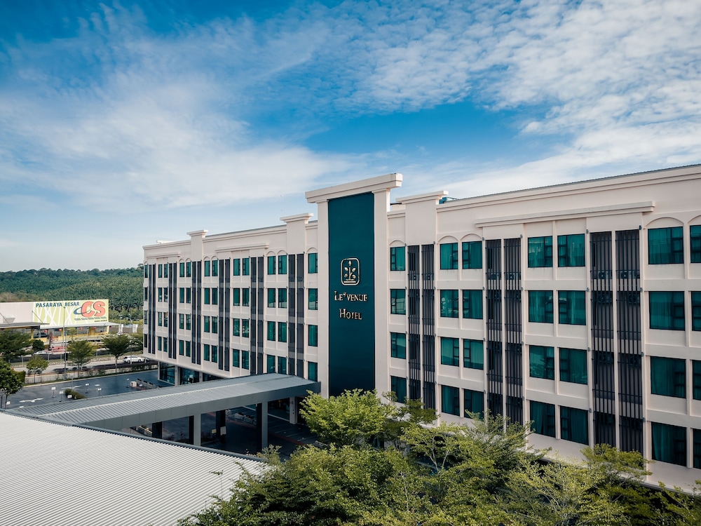 LE VENUE HOTEL in KAJANG