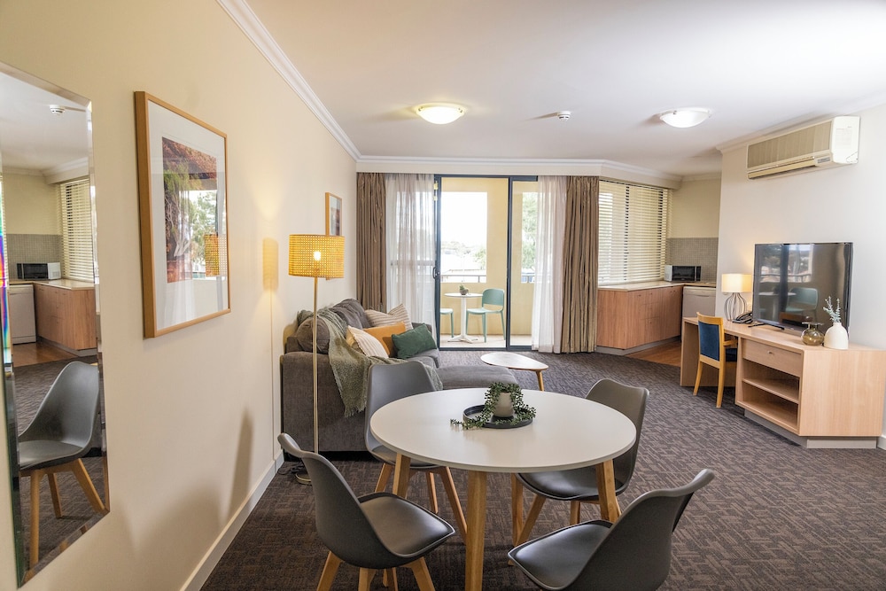 Rydges Kalgoorlie 55/65
