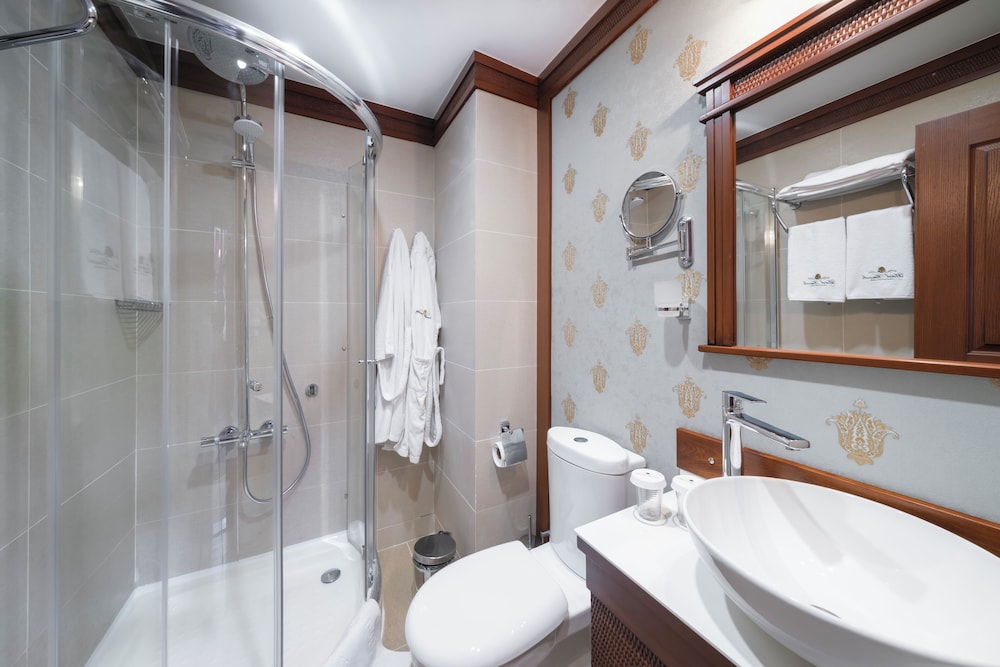 جناح بسرير كينج، Bosnali Hotel 5/5