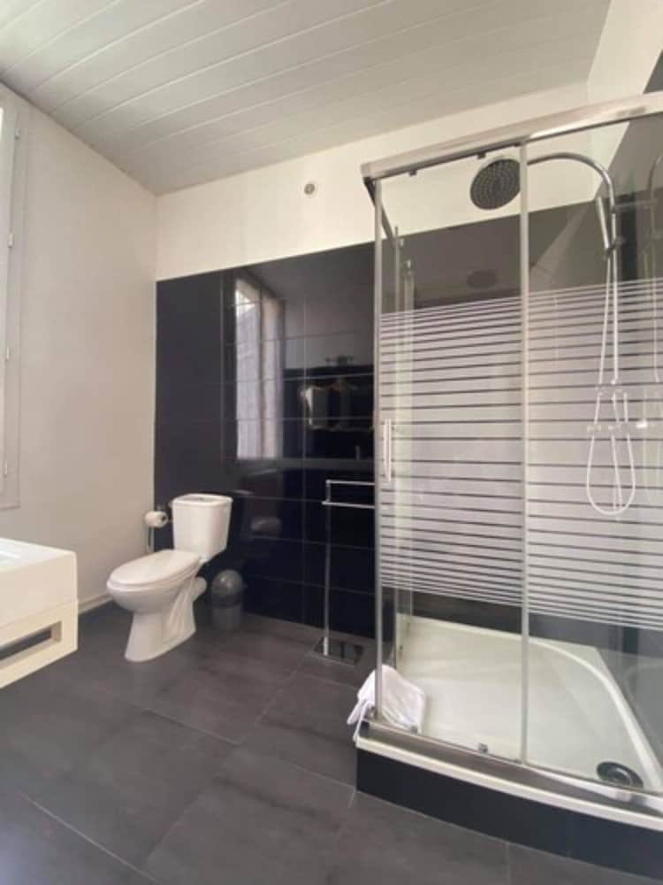 Hotel Chanteclair 38/39