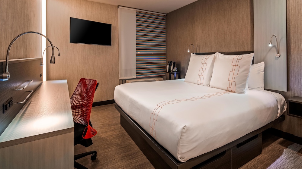 Best Western Premier Springfield Plaza District Hotel 9/36