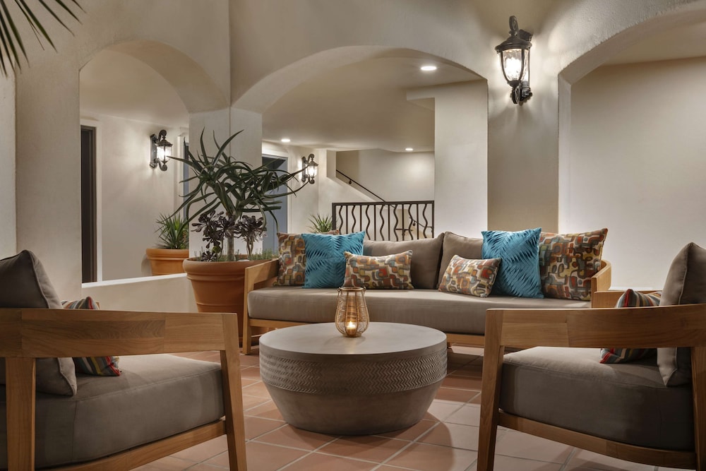 Hyatt Place Santa Barbara 34/55