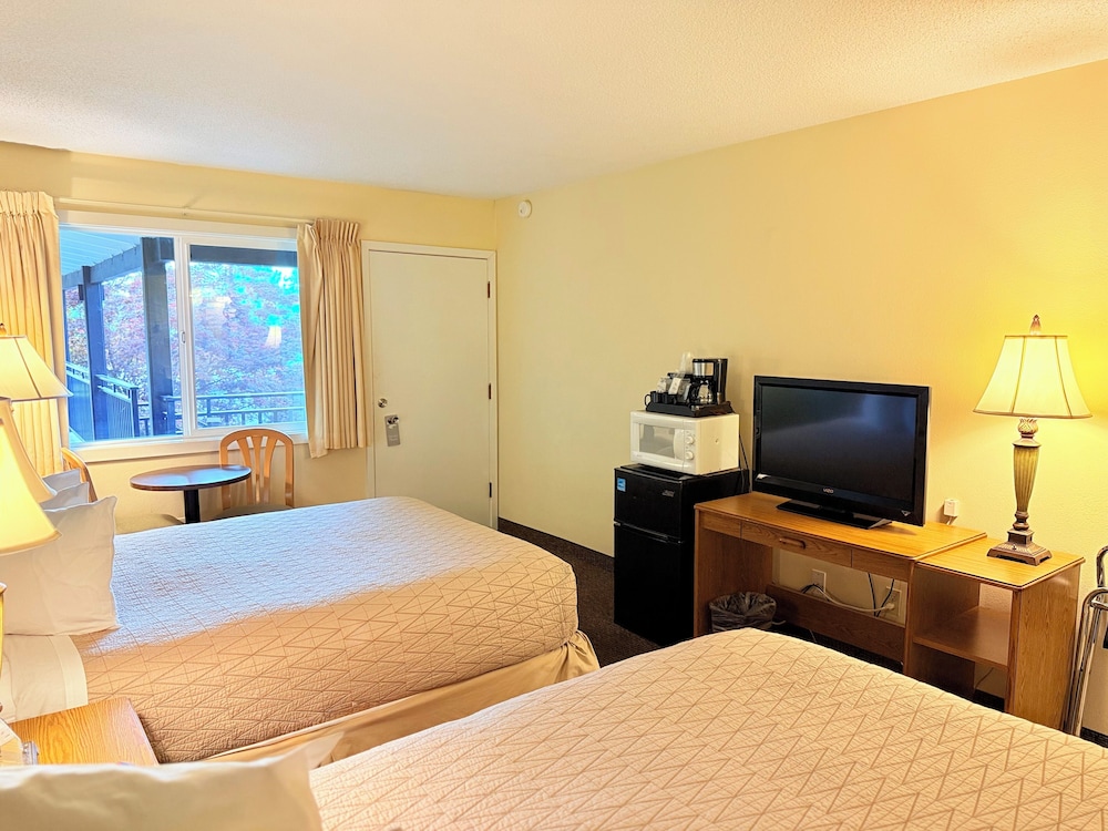 Timbers Motel 15/50