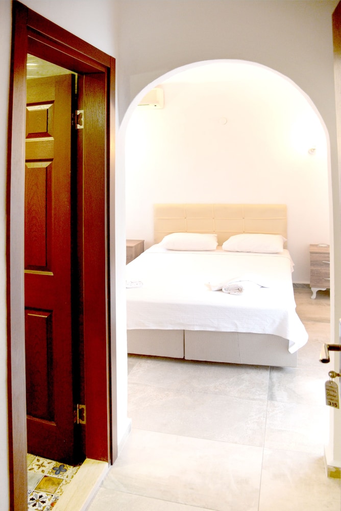 Hotel Gumbet 48/50