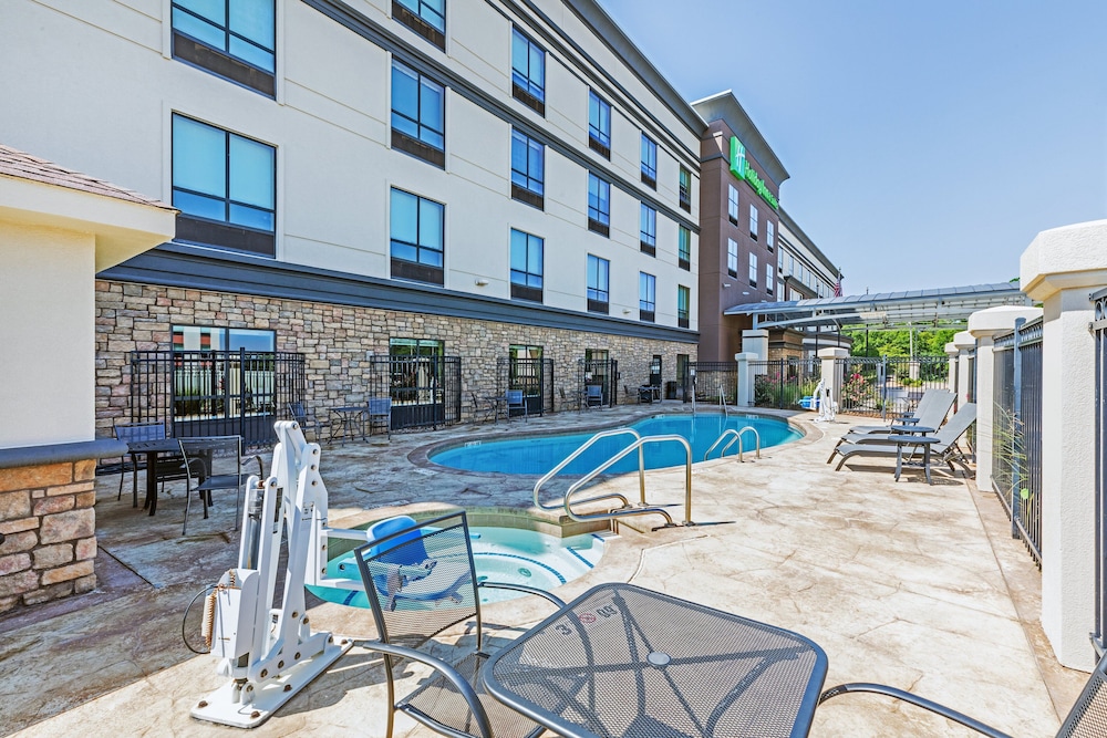 Holiday Inn Hotel & Suites Stillwater - University West 53/60
