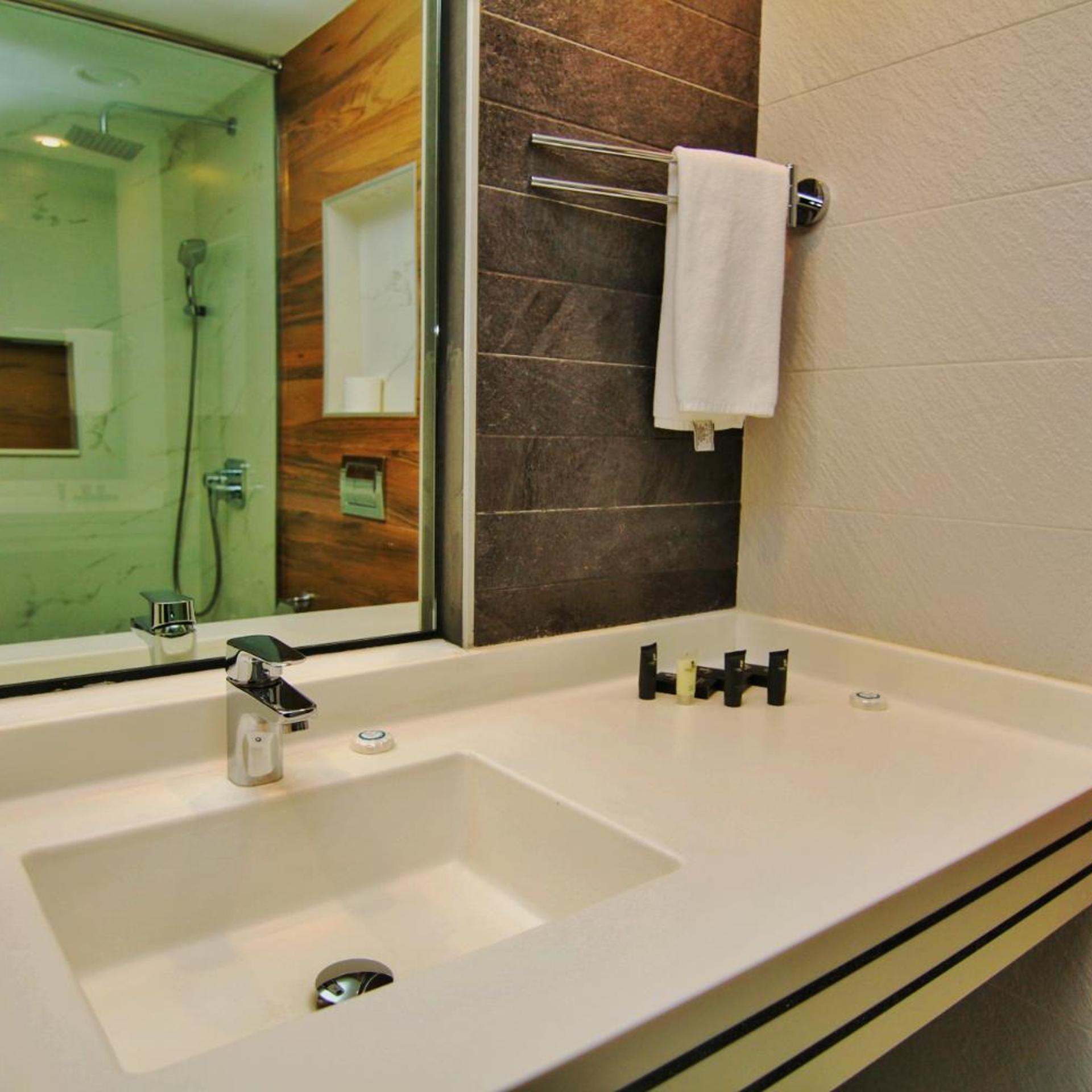 غرفة قياسية بسرير مزدوج، Muscat Gate Hotel 5/6