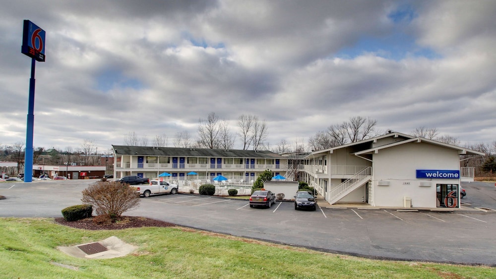 Motel6 Elizabethtown, KY in ELIZABETHTOWN - KY