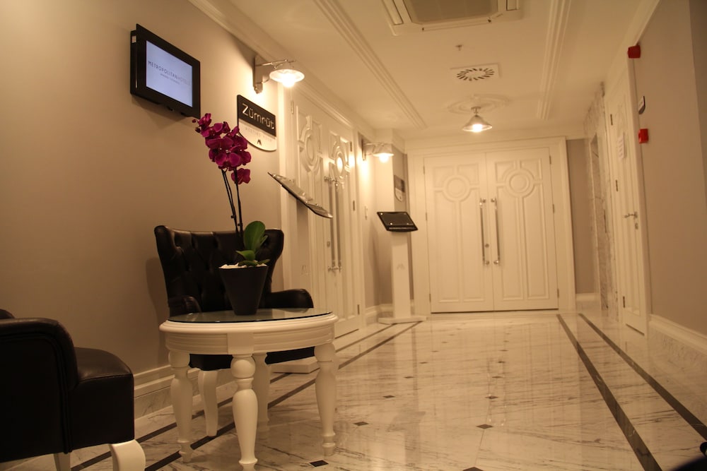 Metropolitan Hotels Taksim 13/68