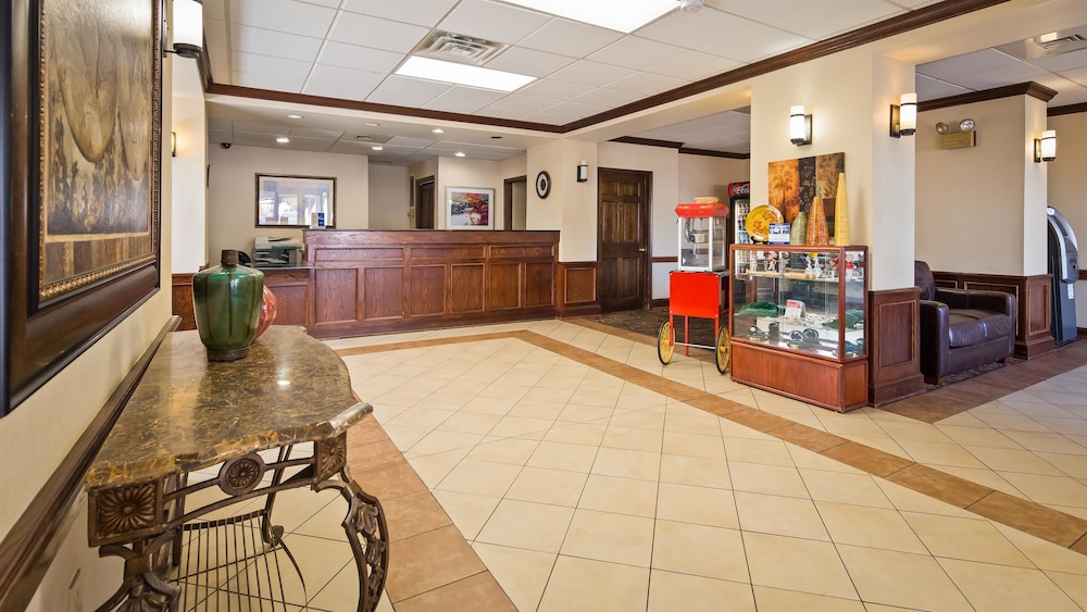 Quality Inn & Suites Williamsport 4/28