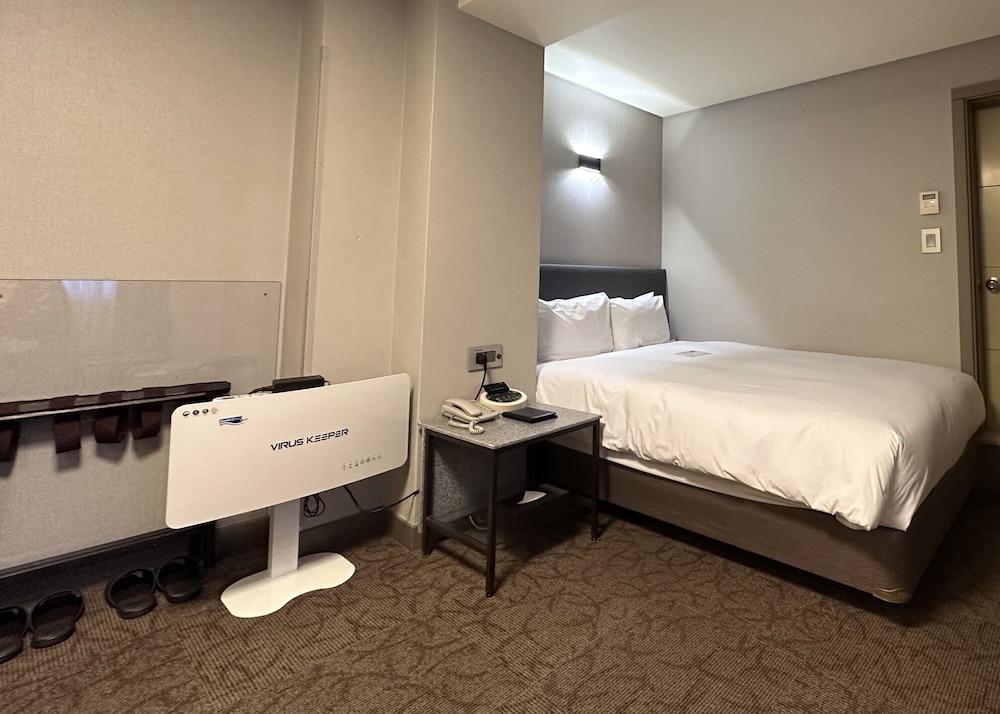 standard double room (no parking) 2/3