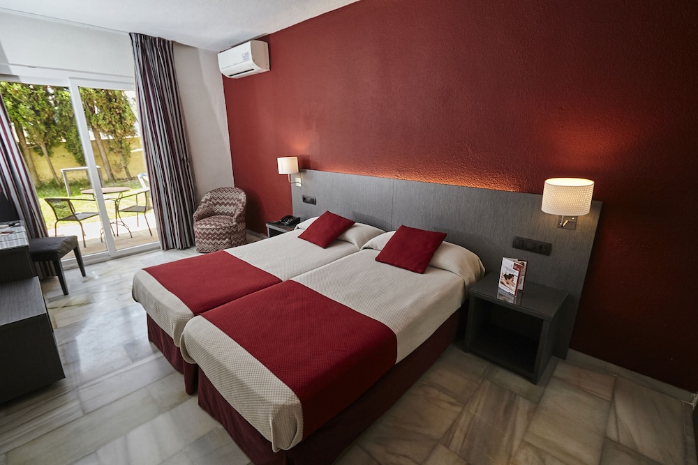 Hotel Nerja Club And Spa 24/66