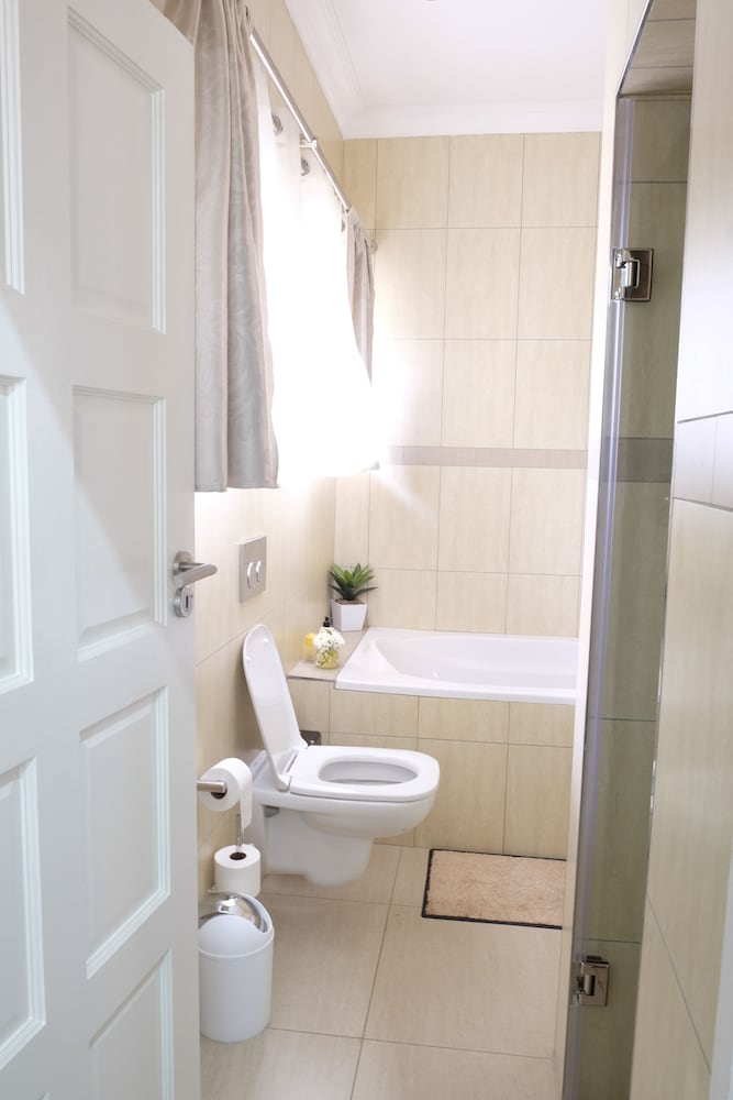2 BEDROOMS, FAMILY SUITE