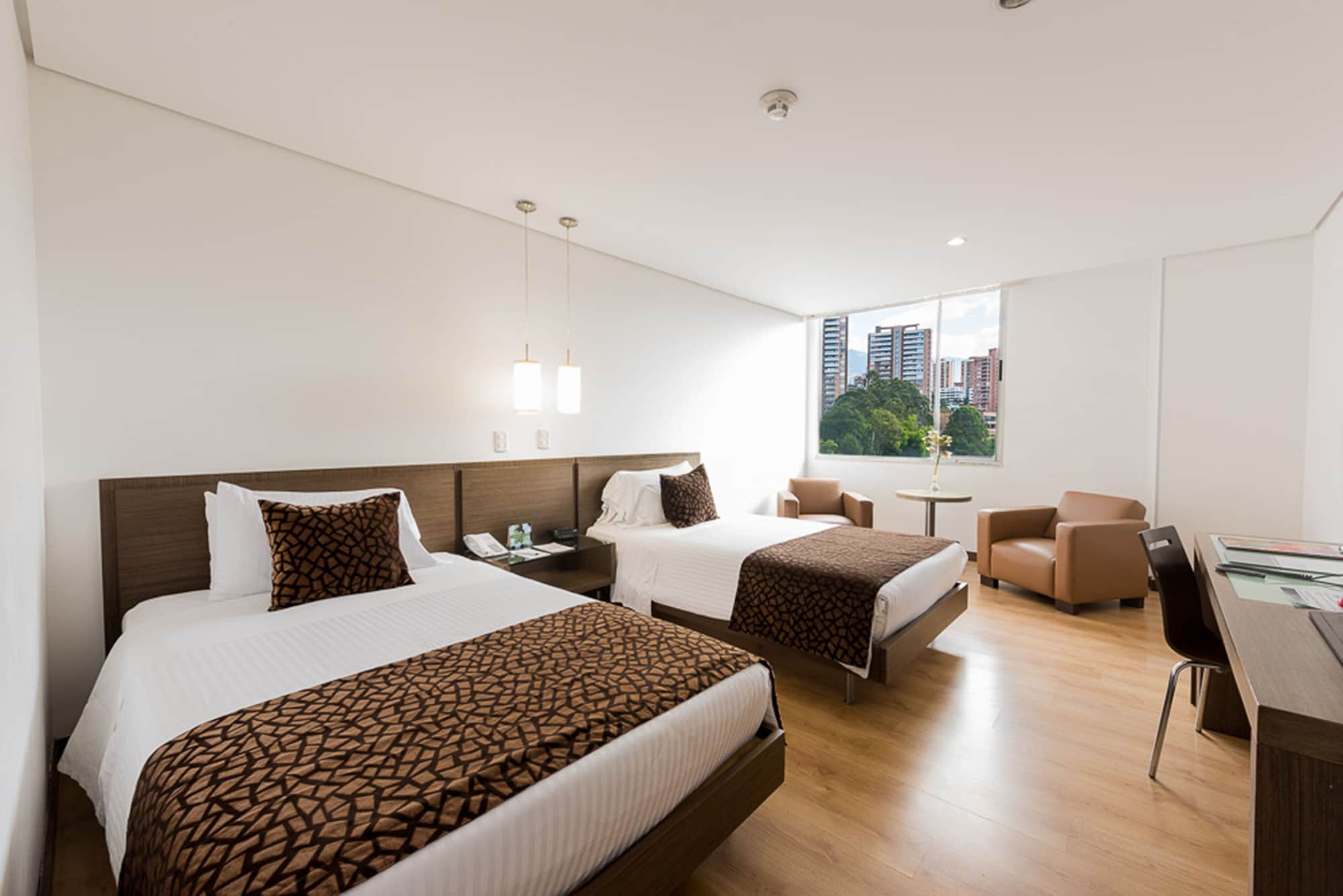 STANDARD, TWIN BEDS