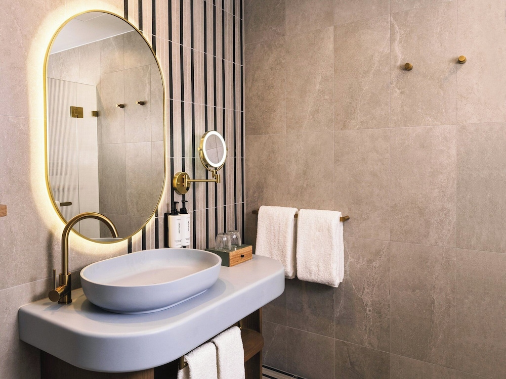 voco Gosford by IHG، Central Coast 49/50