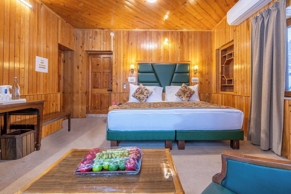 HEEVAN HOTEL 16/50