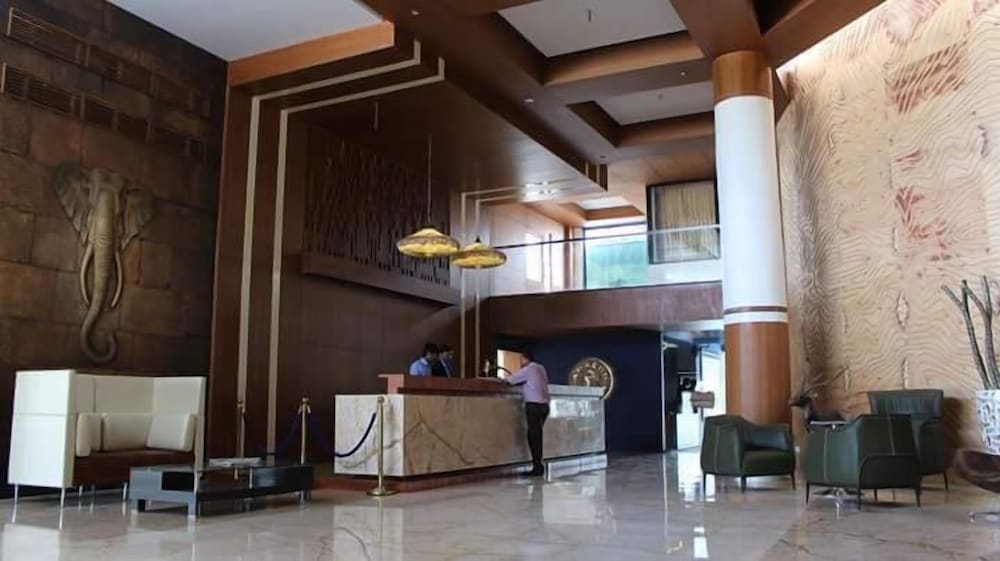 Aarya Grand Hotels Resorts 6/39