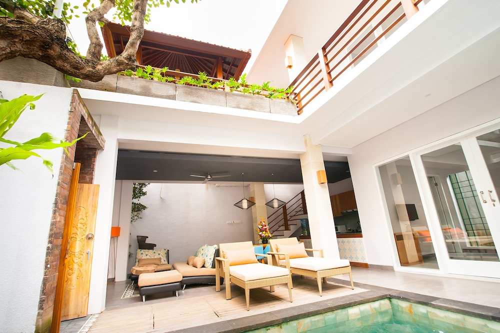 Apple Villa & Suite Seminyak 52/73