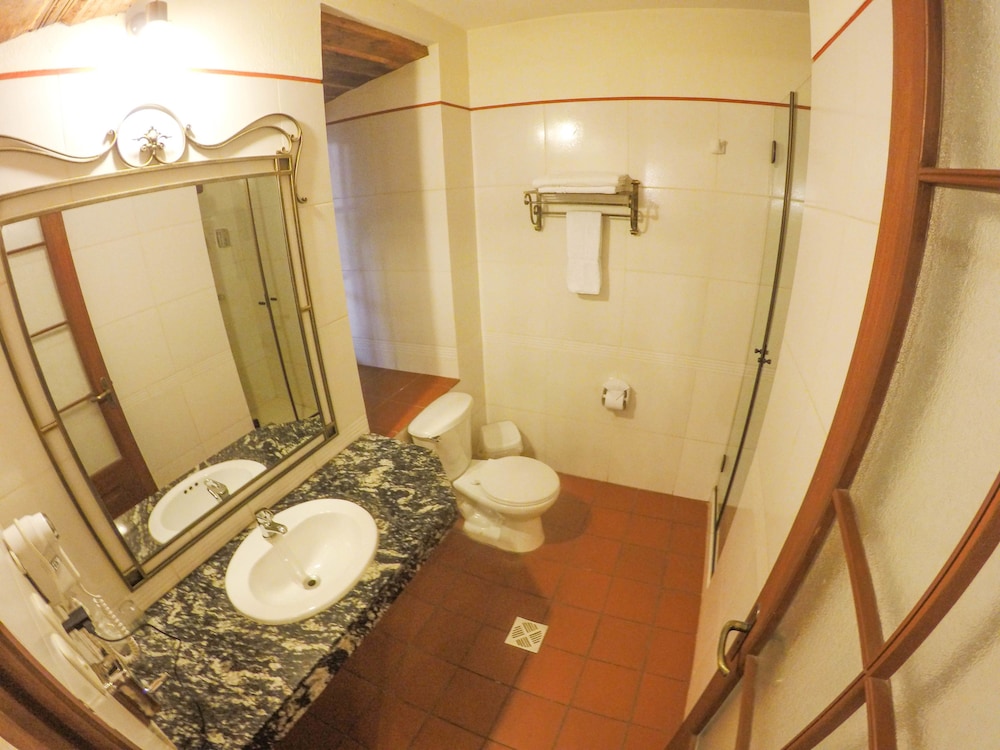 Hotel Monasterio 49/50