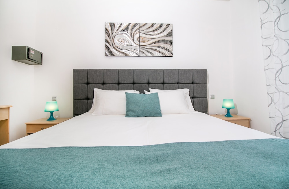Platoni Elite Apartments 16/50